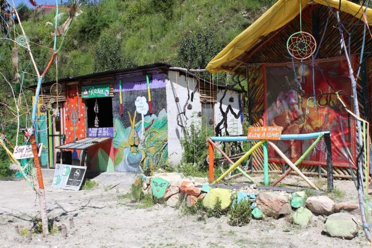 Stayhigh Camps & Cottages Касол Екстериор снимка