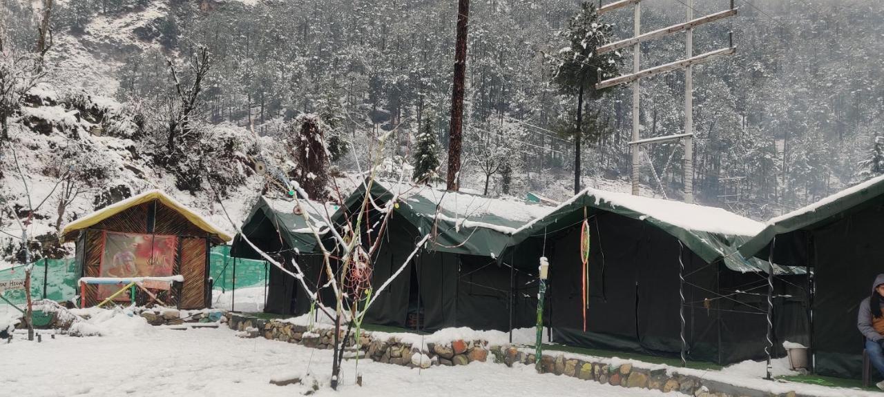 Stayhigh Camps & Cottages Касол Екстериор снимка