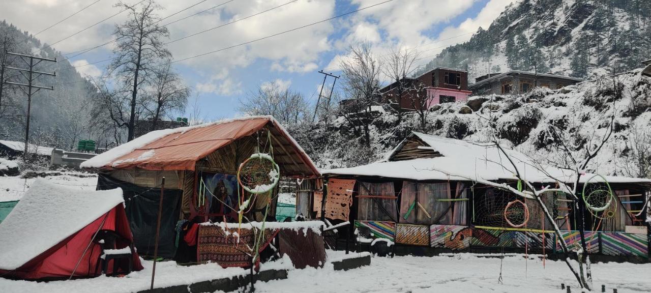 Stayhigh Camps & Cottages Касол Екстериор снимка