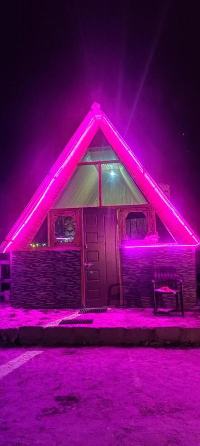 Stayhigh Camps & Cottages Касол Екстериор снимка